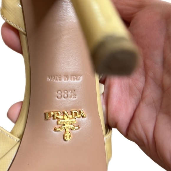 EUC Authentic Prada Bow Strappy Platform Beige Patent Heels Made in Italy 38.5 - Picture 6 of 15